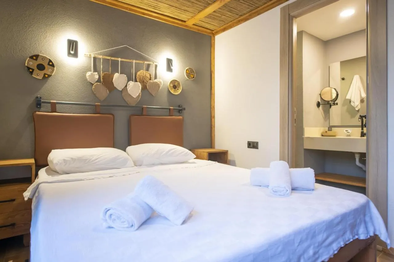 Nomade Caravan Camping Hotel Fethiye