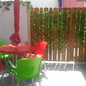 ls-apartment-at-old-tbilisi.alltbilisihotels.com/